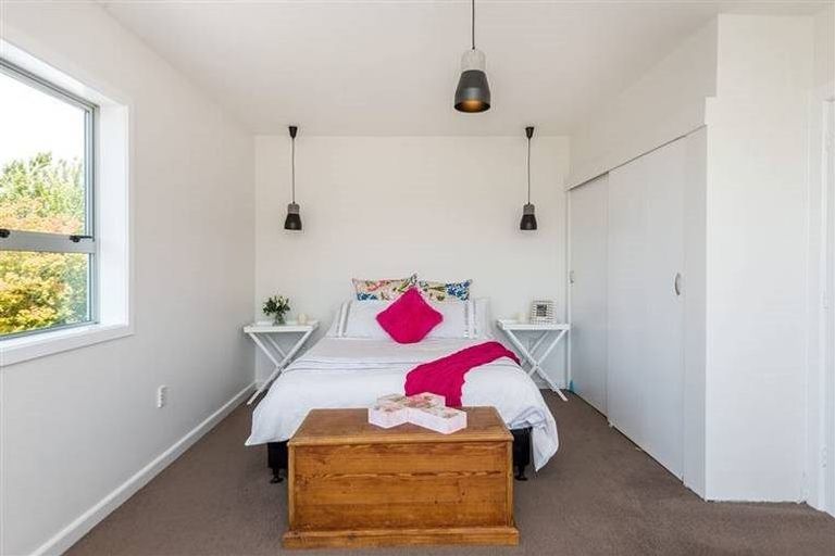 Photo of property in 103 Rattray Street, Riccarton, Christchurch, 8041