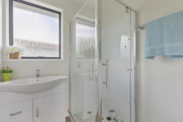 Photo of property in 25 Carter Place, Manurewa, Auckland, 2102