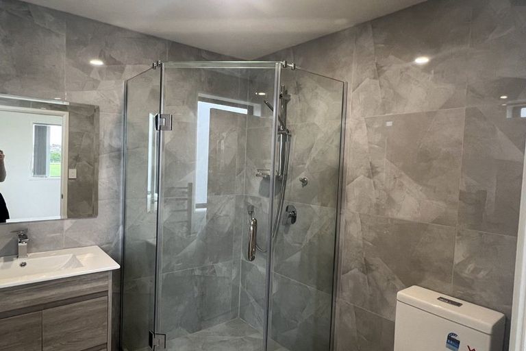 Photo of property in 94d Swanson Road, Henderson, Auckland, 0610