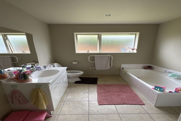 Photo of property in 19 Millstream Drive, Northwood, Christchurch, 8051