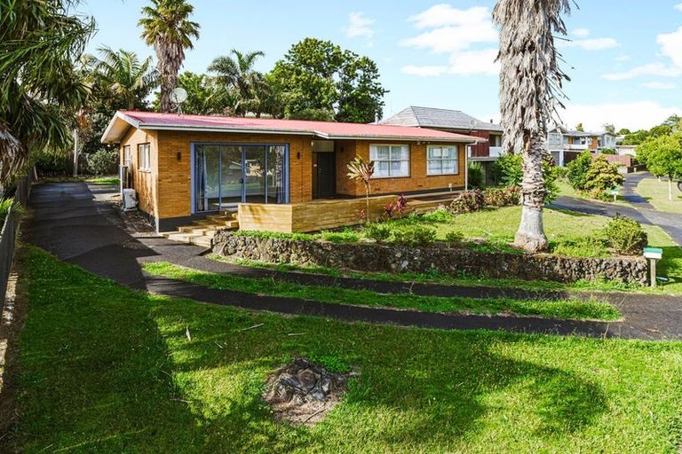 Photo of property in 10 Morrow Terrace, Pukekohe, 2120