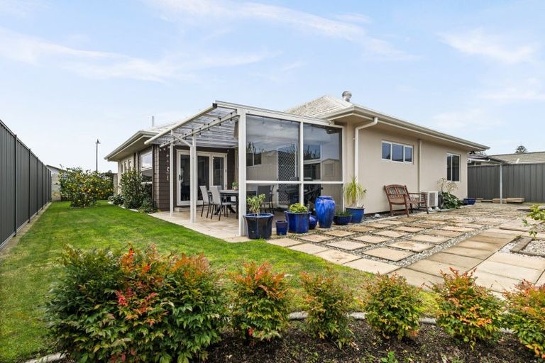 Photo of property in 19 Drake Crescent, Awatoto, Napier, 4110