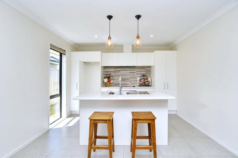 Photo of property in 16 Streamside Terrace, Kaiapoi, 7630