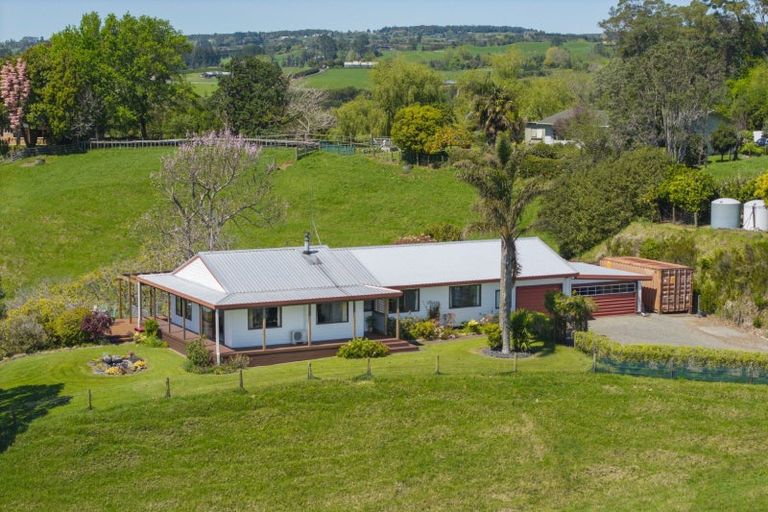 Photo of property in 375a Esdaile Road, Whakamarama, 3180