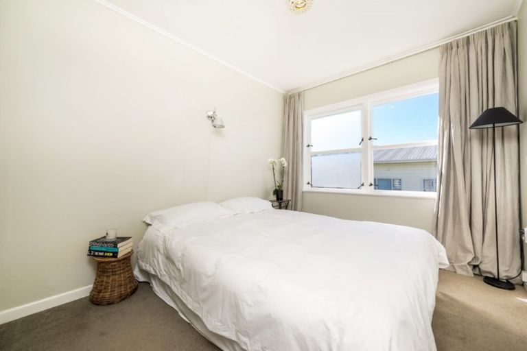 Photo of property in 3/7 Lydia Avenue, Northcote, Auckland, 0627