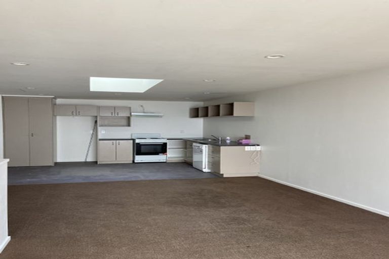 Photo of property in 5/7 Hall Avenue, Newtown, Wellington, 6021