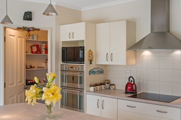 Photo of property in 2 De Castro Drive, Blenheim, 7201