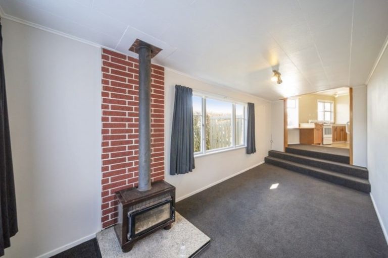 Photo of property in 44 Celia Street, Stratford, 4332