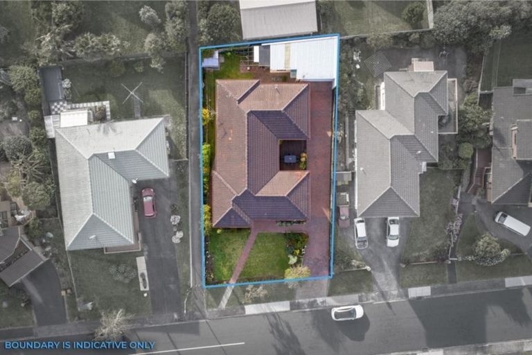 Photo of property in 22 White Heron Drive, Massey, Auckland, 0614