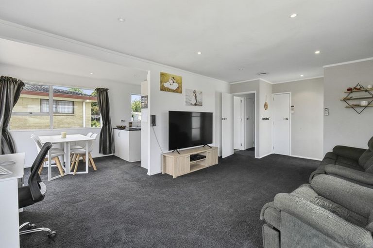 Photo of property in 1 Matipo Drive, Tuakau, 2121