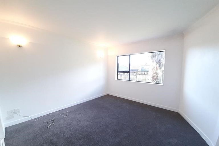 Photo of property in 93 Bushlands Park Drive, Albany, Auckland, 0632