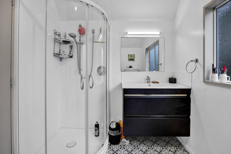 Photo of property in 237a South Road, Hawera, 4610