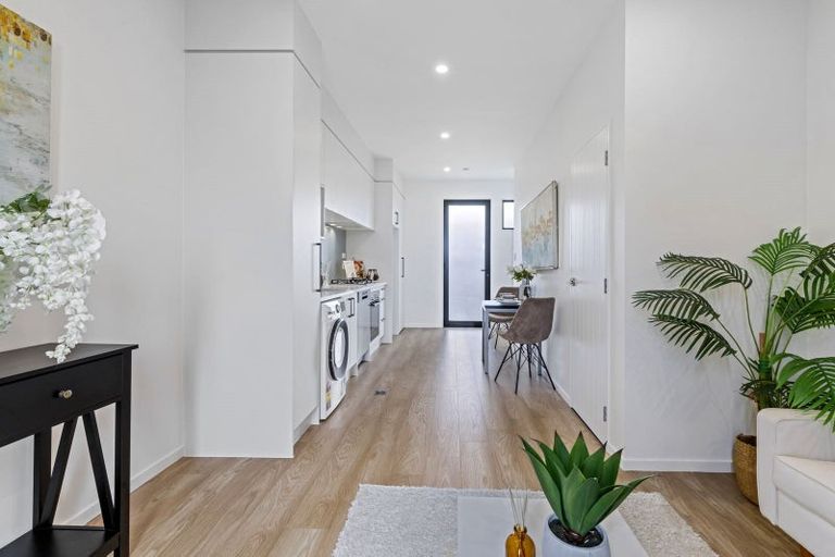 Photo of property in 39 Coronation Road, Papatoetoe, Auckland, 2025