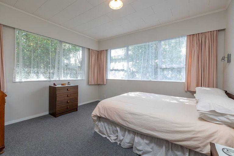 Photo of property in 14 Truro Road, Camborne, Porirua, 5026