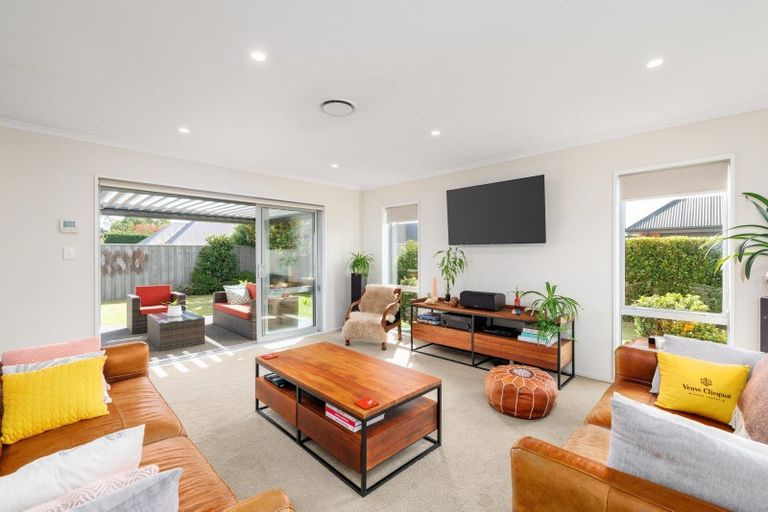 Photo of property in 26 Hassall Street, Rangiora, 7400