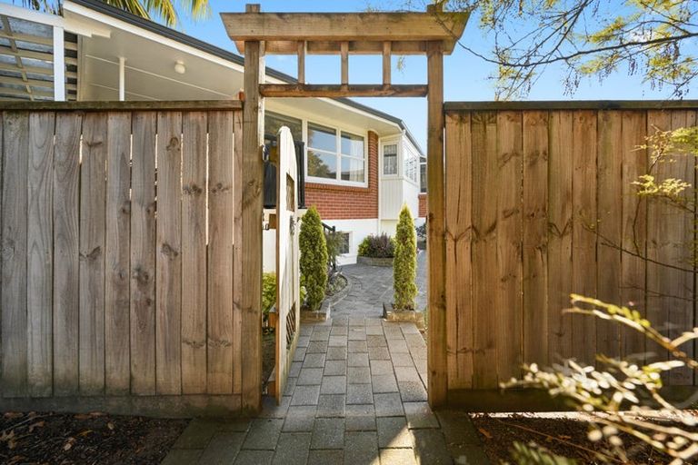 Photo of property in 2 Awatere Avenue, Beerescourt, Hamilton, 3200