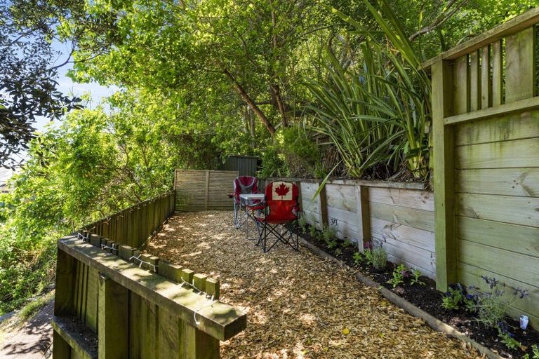 Photo of property in 74 Mana Esplanade, Paremata, Porirua, 5026