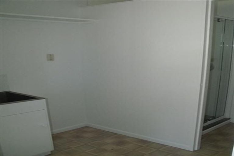 Photo of property in 2/404 Ikanui Road, Frimley, Hastings, 4120