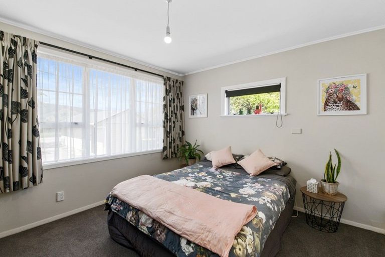 Photo of property in 151 Fairfield Road, Levin, 5510