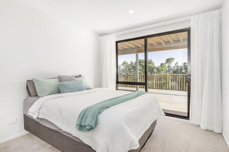 Photo of property in 94 Kotare Street, Waikanae, 5036