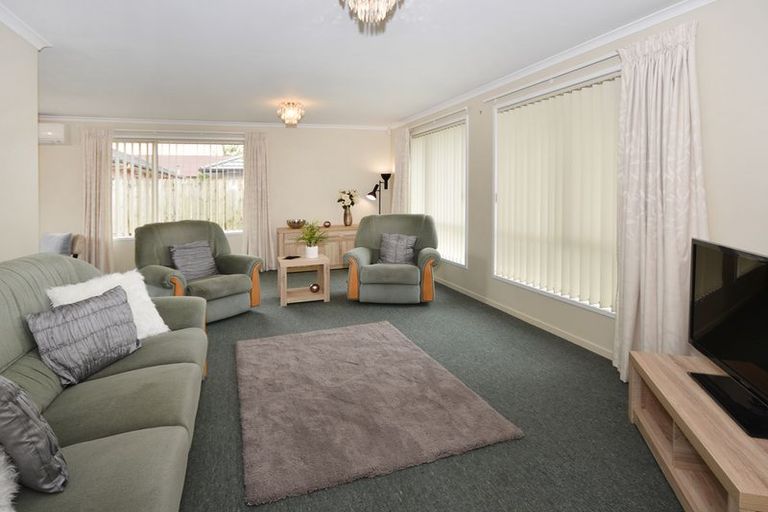 Photo of property in 41 Greig Place, Pukekohe, 2120