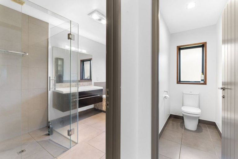 Photo of property in 334 Henwood Road, Hillsborough, New Plymouth, 4372