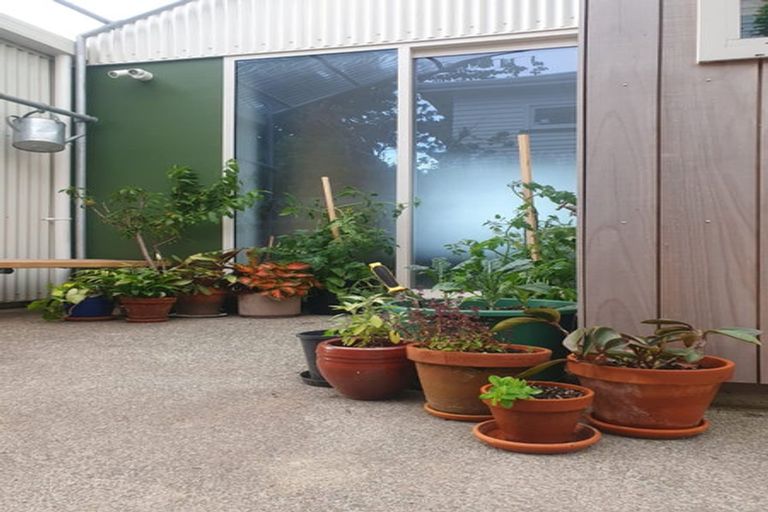 Photo of property in 3/27 Buckley Road, Southgate, Wellington, 6023