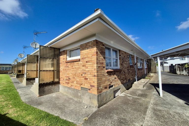 Photo of property in 2/109a Kolmar Road, Papatoetoe, Auckland, 2025