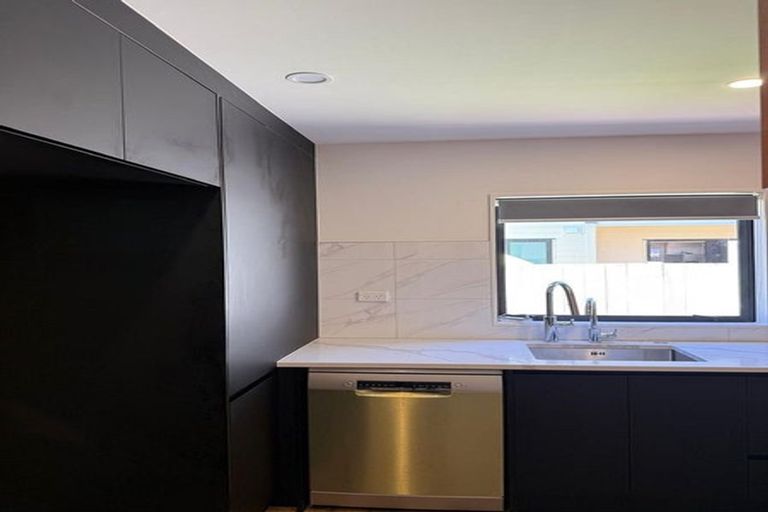 Photo of property in 124a Buckland Road, Mangere East, Auckland, 2024