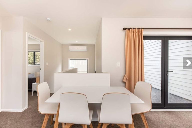 Photo of property in 10 Frankmoore Avenue, Johnsonville, Wellington, 6037