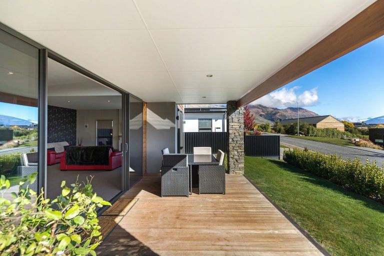 Photo of property in 7 Daniels Terrace, Wanaka, 9305