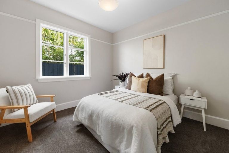 Photo of property in 1/166 Main Road, Redcliffs, Christchurch, 8081