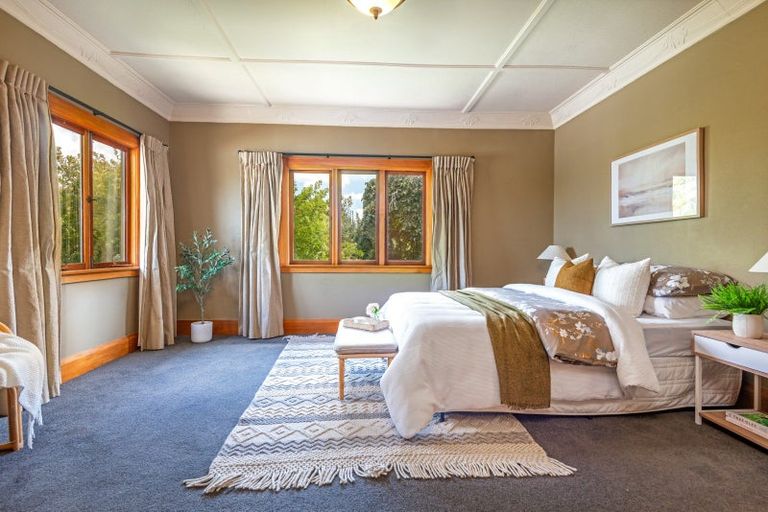 Photo of property in 10 Saint Johns Avenue, Palmerston North, 4414