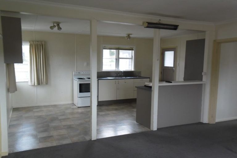Photo of property in 73 Fraser Street, Wainuiomata, Lower Hutt, 5014