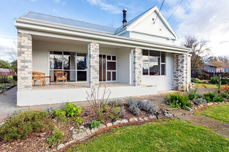 Photo of property in 2373 Takapau Road, Waipukurau, 4200