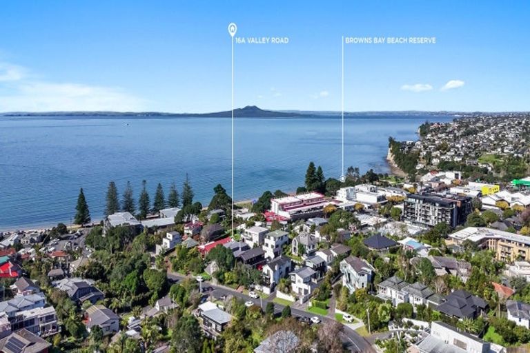 Photo of property in 16a Valley Road, Browns Bay, Auckland, 0630