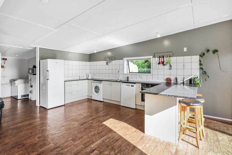 Photo of property in 236 Alma Road, Westport, 7892