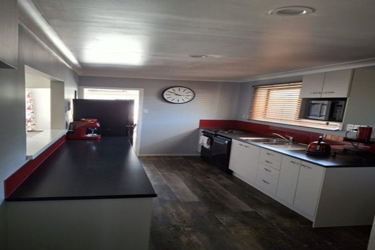 Photo of property in 13 Maadi Road, Onekawa, Napier, 4110