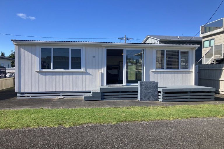 Photo of property in 91 Seventh Avenue, Urenui, 4377