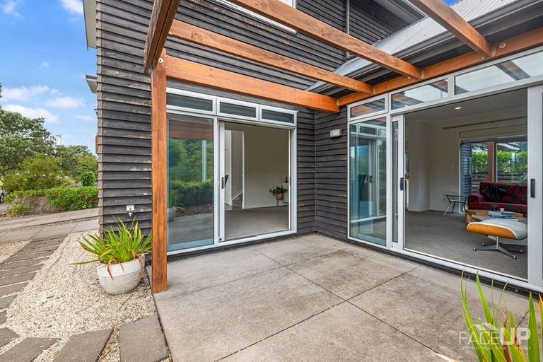 Photo of property in 33 Station Street, Hobsonville, Auckland, 0616