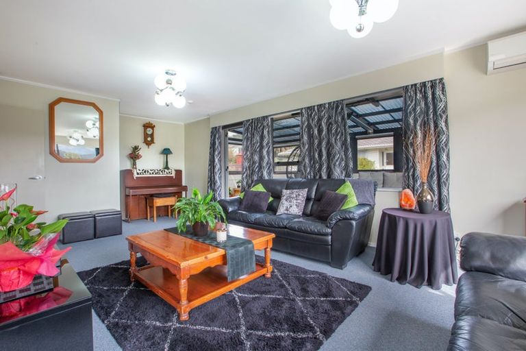 Photo of property in 123 Spinnaker Drive, Whitby, Porirua, 5024