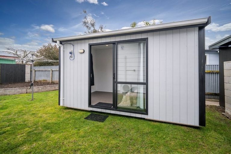 Photo of property in 8b Walton Way, Flaxmere, Hastings, 4120