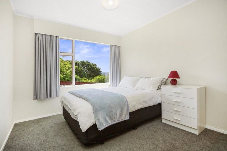 Photo of property in 30 Turriff Crescent, Tawa, Wellington, 5028