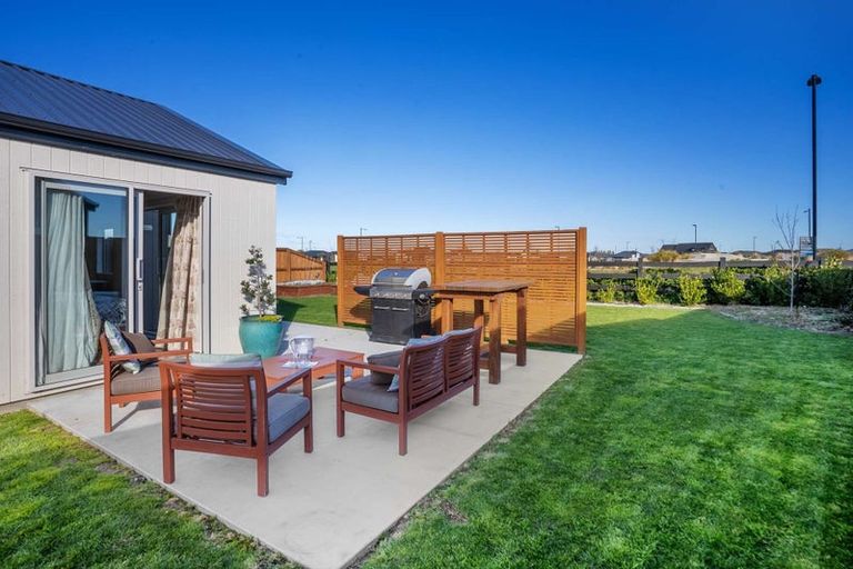 Photo of property in 18 Nepia Lane, Rolleston, 7615