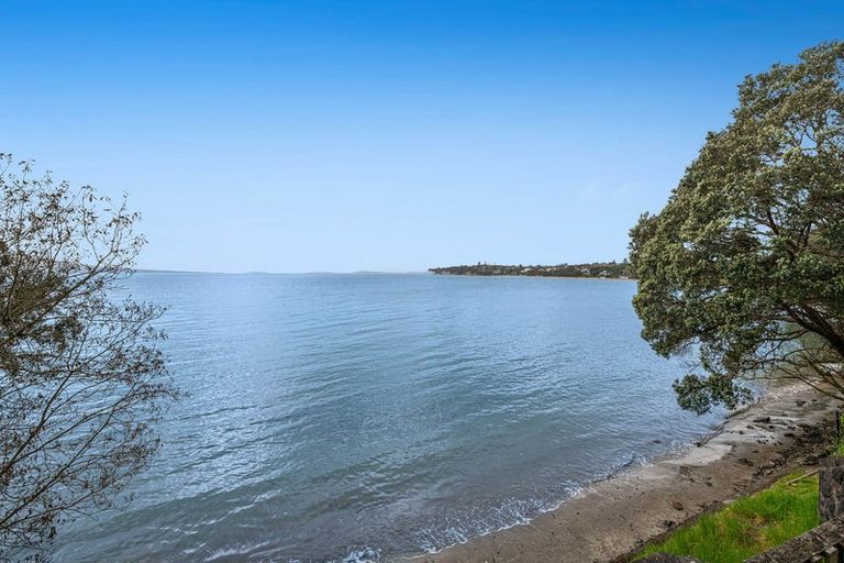 Photo of property in 1/7 The Promenade, Takapuna, Auckland, 0622