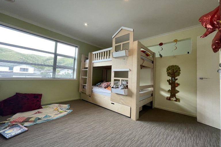 Photo of property in 74 Amesbury Drive, Churton Park, Wellington, 6037