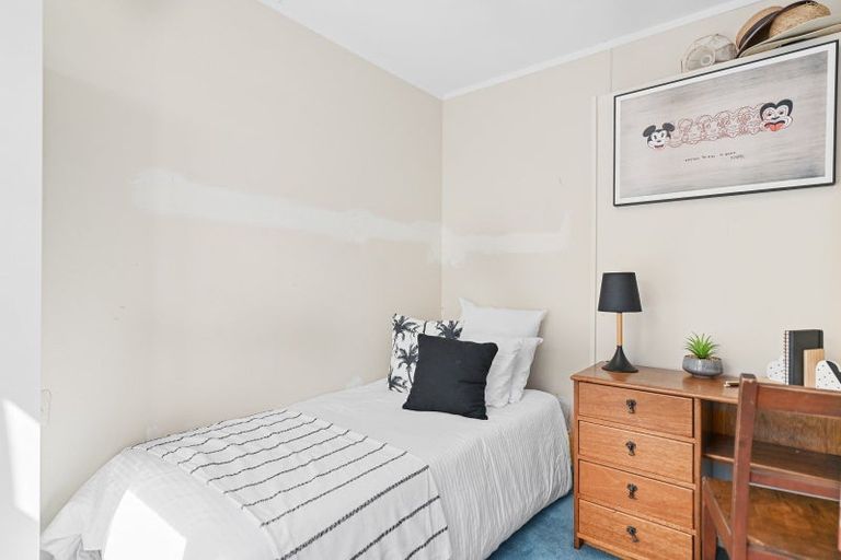 Photo of property in 25 Ranui Crescent, Diamond Harbour, 8971