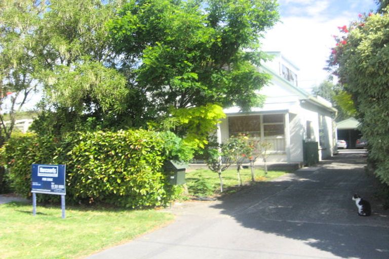 Photo of property in 104 Malcolm Avenue, Beckenham, Christchurch, 8023