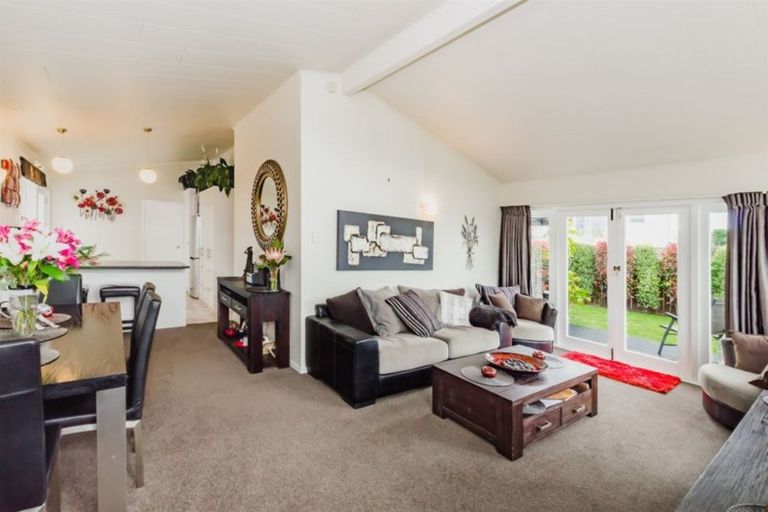 Photo of property in 11b Martin Road, Paraparaumu Beach, Paraparaumu, 5032