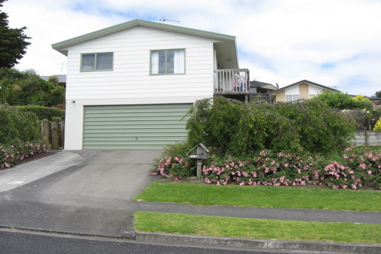 Photo of property in 63c Prospect Terrace, Pukekohe, 2120